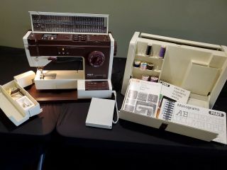 Vintage Pfaff Rare Synchrotronic 1229 Sewing Machine