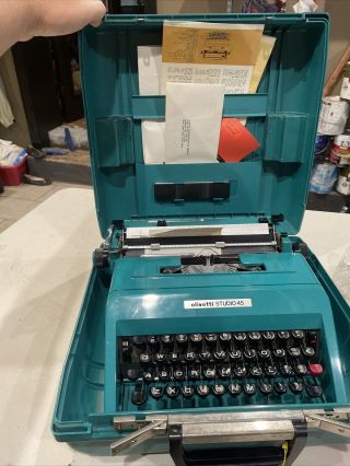 Vintage Olivetti Studio 45 Mechanical Typewriter With Case