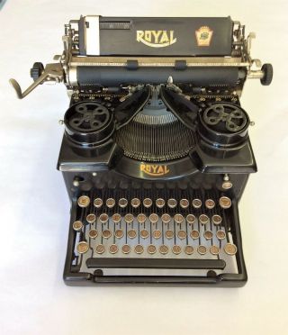 Antique Royal Vintage 10 Typewriter Glass Sides Serial X - 1362261 Stunning :)