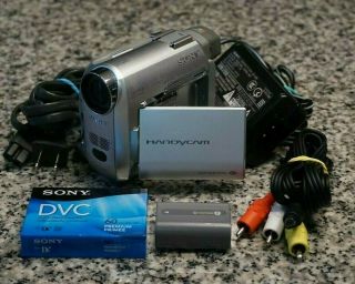 Vtg Sony Dcr - Hc30 Handycam Mini Dv Camcorder Ntsc 10x W/