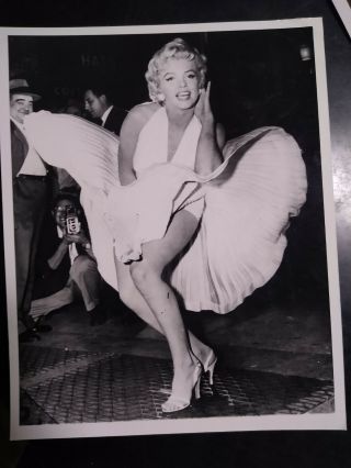 Vintage Press Photo Of Marilyn Monroe 7 Year Itch