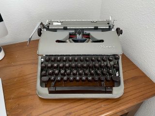 Vintage Olympia Sm4 - Deluxe Portable Typewriter With Case - West Germany
