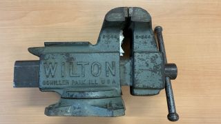Vintage 4” Wilton Swivel Bench Vise 5” Opening Pipe Grip Made In Usa