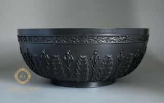 Large Vintage Wedgwood Black Basalt Fruit Bowl