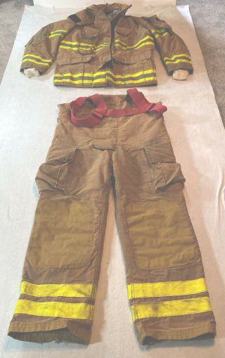 Vintage Retired Globe Firefighter Bunker Turnout Suit Size 40 - Length 32.