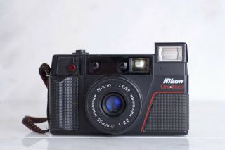 Vtg Nikon One - Touch L35af2 35mm Point And Shoot Film Camera