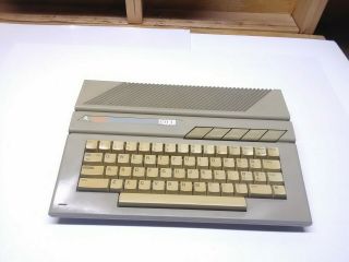 Vintage ATARI 130XE Home Computer w/ Power Cord & AV - w/ Issues (READ) 2