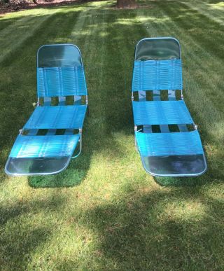 2 Aqua Jelly Tube Vinyl Lounge Chairs.  Vintage.  Tri - Folding.  Beach,  Pool.  S3