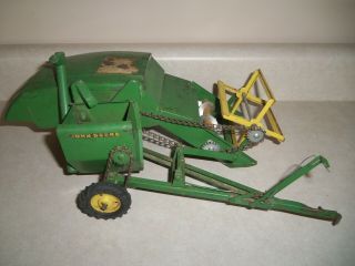Ertl John Deere 30 Auger Combine Vintage Farm Toy Eska