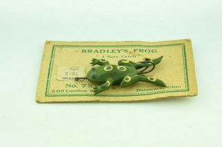 Vintage Bradleys Frog Antique Fishing Lure On Card Lc24