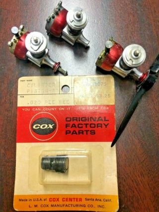 Vintage Cox Pee Wee 020 Red Tank Nitro Model Airplane Engines W Cylinder Kit