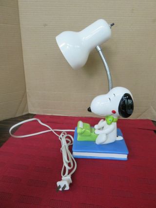 1958 1966 Vintage Snoopy 14 " Desk Light Ceramic Metal Lamp Peanuts