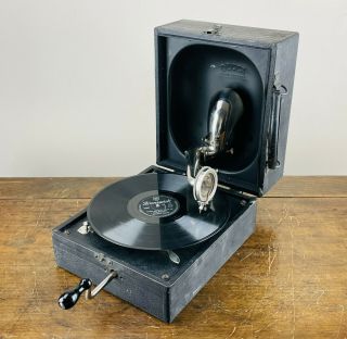 Antique Vintage Decca Junior Gramophone Wind Up Portable Record Player 78rpm