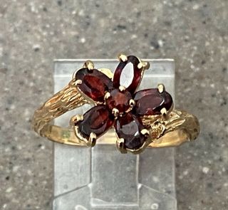 Vintage 14k Yellow Gold Red Garnet Flower Floral Ring,  Fancy Engraved Band
