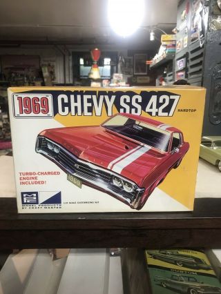 Vintage Model Car Kit Mpc 1969 Chevy Impala 427