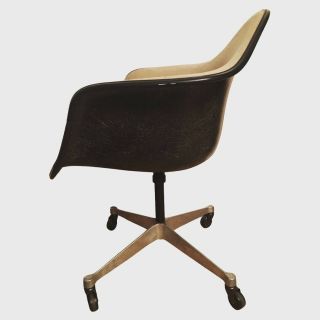 Vintage Herman Miller Eames Black Fiberglass Shell Swivel Chair Mcm 4