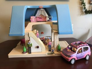 Little Tikes Vtg Dollhouse Blue Roof W/fisher Price Loving Family Furniture& Car