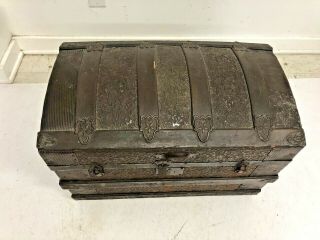 Vintage STEAMER TRUNK storage chest camelback humpback brown antique old toy box 2