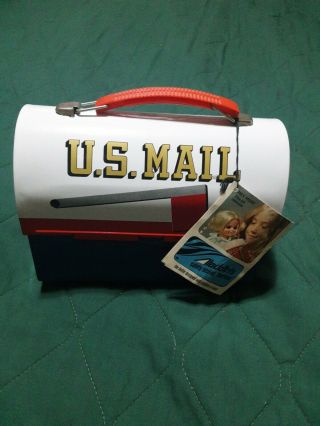 Vintage Ex.  Con, .  Mr.  Zip Us Mail Aladdin Dome Metal Lunch Box W/ Thermos Tags