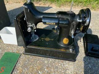 Vintage Singer Us Portable Electric Sewing Machine Cat.  3 - 120 W/ Case