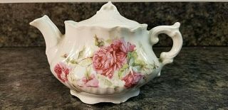 Pretty Vintage Rose Patterned Teapot / Creamer