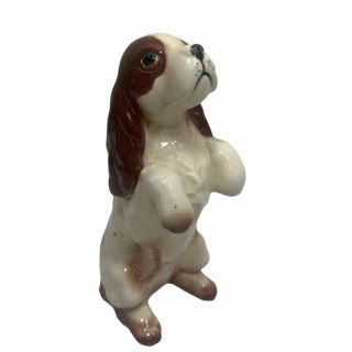 Vintage Porcelain Figurine Dog Brad Keeur 735