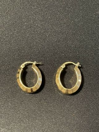 Vintage 18k Yellow Gold 1” Hoop Earrings 3.  49g - 750 Italy