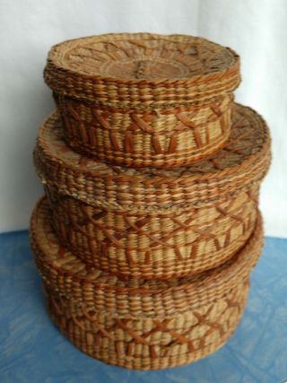 Vintage Woven Nesting Baskets Round With Lids Set Of 3