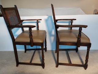 ANTIQUE CHAIRS - BERKEY & GAY CO.  - WILLIAM AND MARY STYLE WALNUT CHAIRS 3