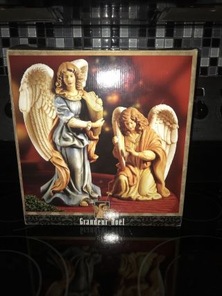 Porcelain Angels 2 Piece Set Grandeur Noel Collector Edition