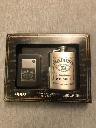Zippo Jack Daniel’s Lighter/flask Gift Set