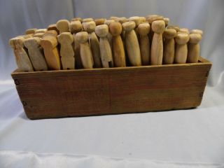 Vintage Antique Clothes Pins Wood In Cheese Box 4 Country Laundry Decor