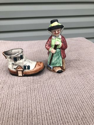 Vintage Ceramic Nursery Rhyme Old Woman Who Lived In A Shoe Salt And Pepper