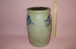 Antique 19th C Stoneware Leaf Decorated Pennsylvania 1 Gallon Jar Crock 10 1/2 "