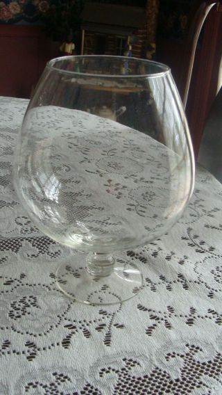 Vtg Large Brandy Snifter Style Glass Vase Centerpiece 8  Tall 19  Around
