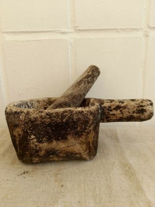Antique Primitive Very Large Heavy Wooden Oak Mortar And Pestle Old Patina