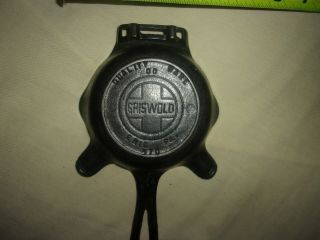 Griswold Erie Pa.  U.  S.  A.  Ashtray No.  570