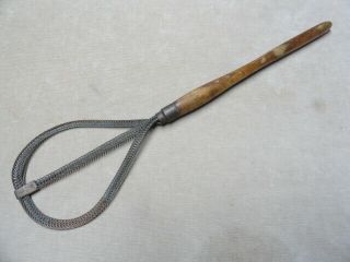 Herkules Antique Primitive Rug Beater Woven Coiled Wire Paddle Wood Handle
