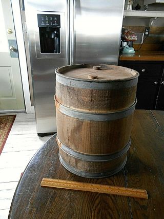 Antique Primitive Small Wooden Powder? Barrel Keg With 2 Wooden Plugs On Top