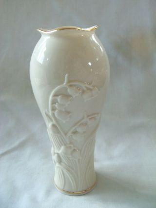 Lenox Bud Vase Cream With Gold Trim