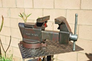 VTG.  COLUMBIAN 5  JAW SWIVEL ANVIL VISE,  WITH PIPE GRIPS 38 LBS VICE MADE IN USA 2