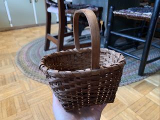Mid 19th Century Sm Handled Splint Basket Well Woven W Decorative Zigzag Pattern