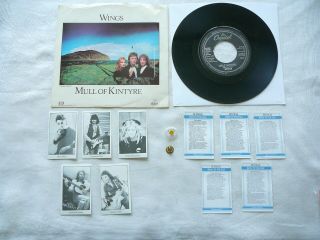 Paul Mccartney & Wings 7 " Record With Back To The Egg Pin & Cards