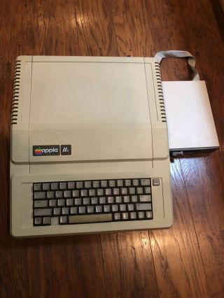 Vintage Apple Ii Iie Computer A2s2064 Keyboard California Usa And Roctec Floppy