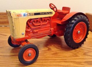 Case 930 Comfort King Tractor Vintage W/ Metal Rims 1/16 Scale By Ertl