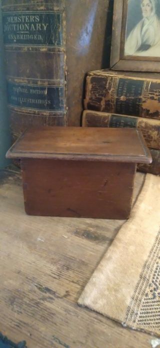 Antique Early Primitive Handmade Wood Treen Dovetailed Small Storage Box 6 "