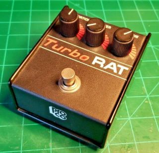 Pro Co Turbo Rat Vintage Guitar Effects Pedal - With 9v Adapter,  Box,  Papers