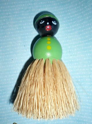 Viintage Black Americana Wood Doll Whisk Broom Brush Green
