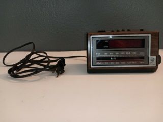 Vintage General Electric Digital Am Fm Radio Alarm Clock Model 7 - 4601a Ge