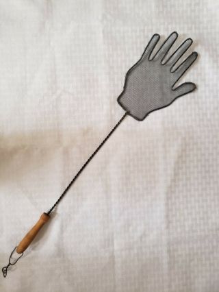 Vintage Primitive Wood Handle Twisted Metal Wire " Hand " Fly Swatter